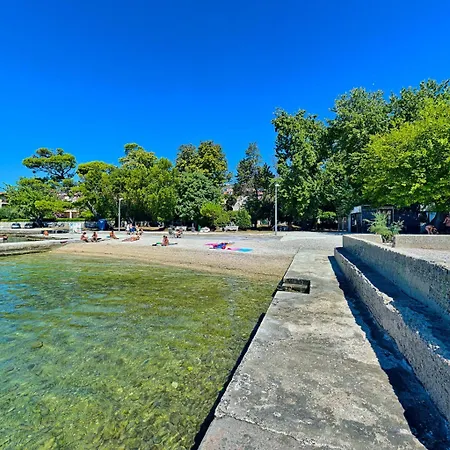 Soulavy شقة Kaštela